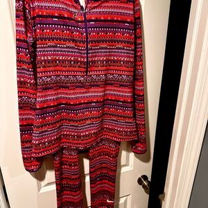 Nike leisure outfit never worn